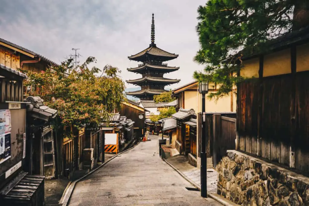 why should i visit kyoto japan